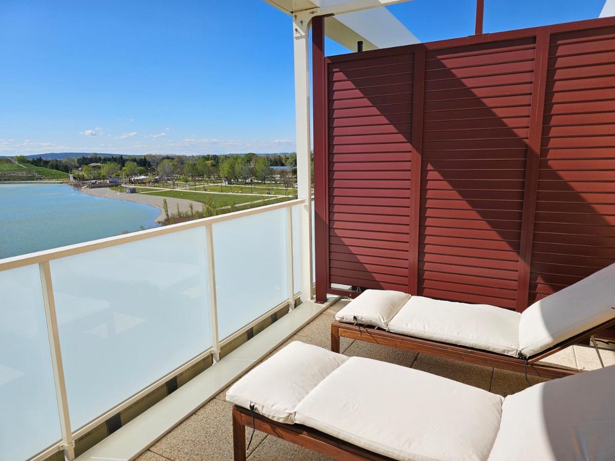 Lakeside Provence - Appartement 4 Etoiles Face Au Lac De Monteux Extérieur photo