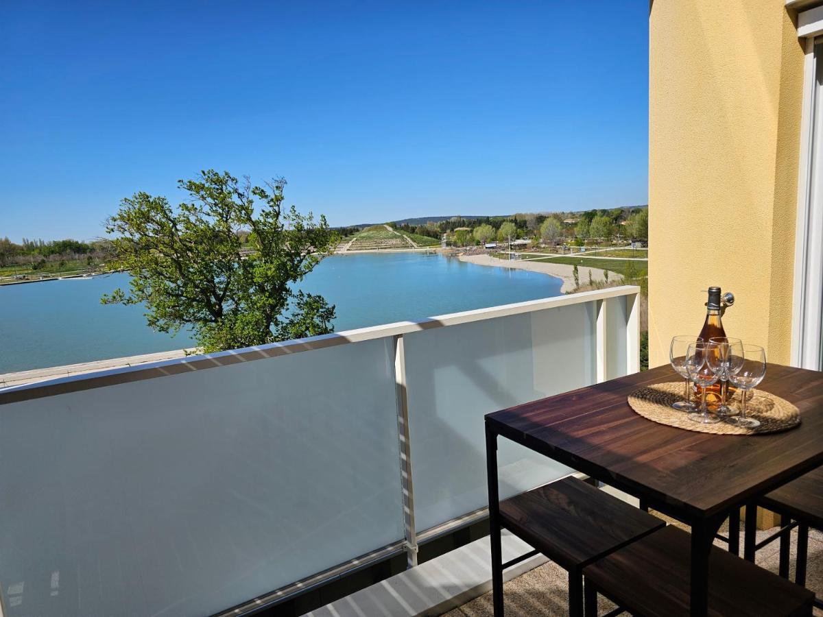 Lakeside Provence - Appartement 4 Etoiles Face Au Lac De Monteux Extérieur photo