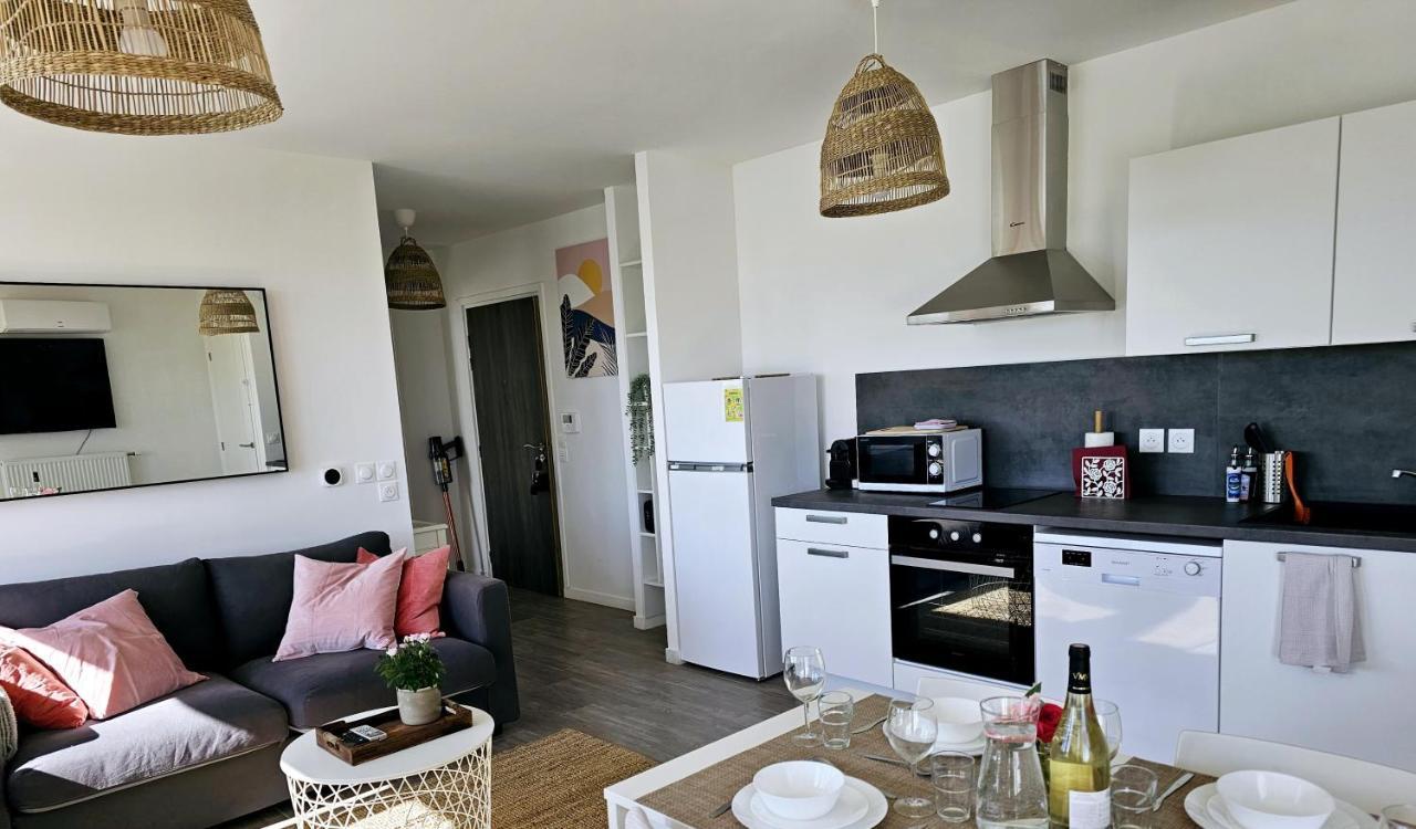 Lakeside Provence - Appartement 4 Etoiles Face Au Lac De Monteux Extérieur photo
