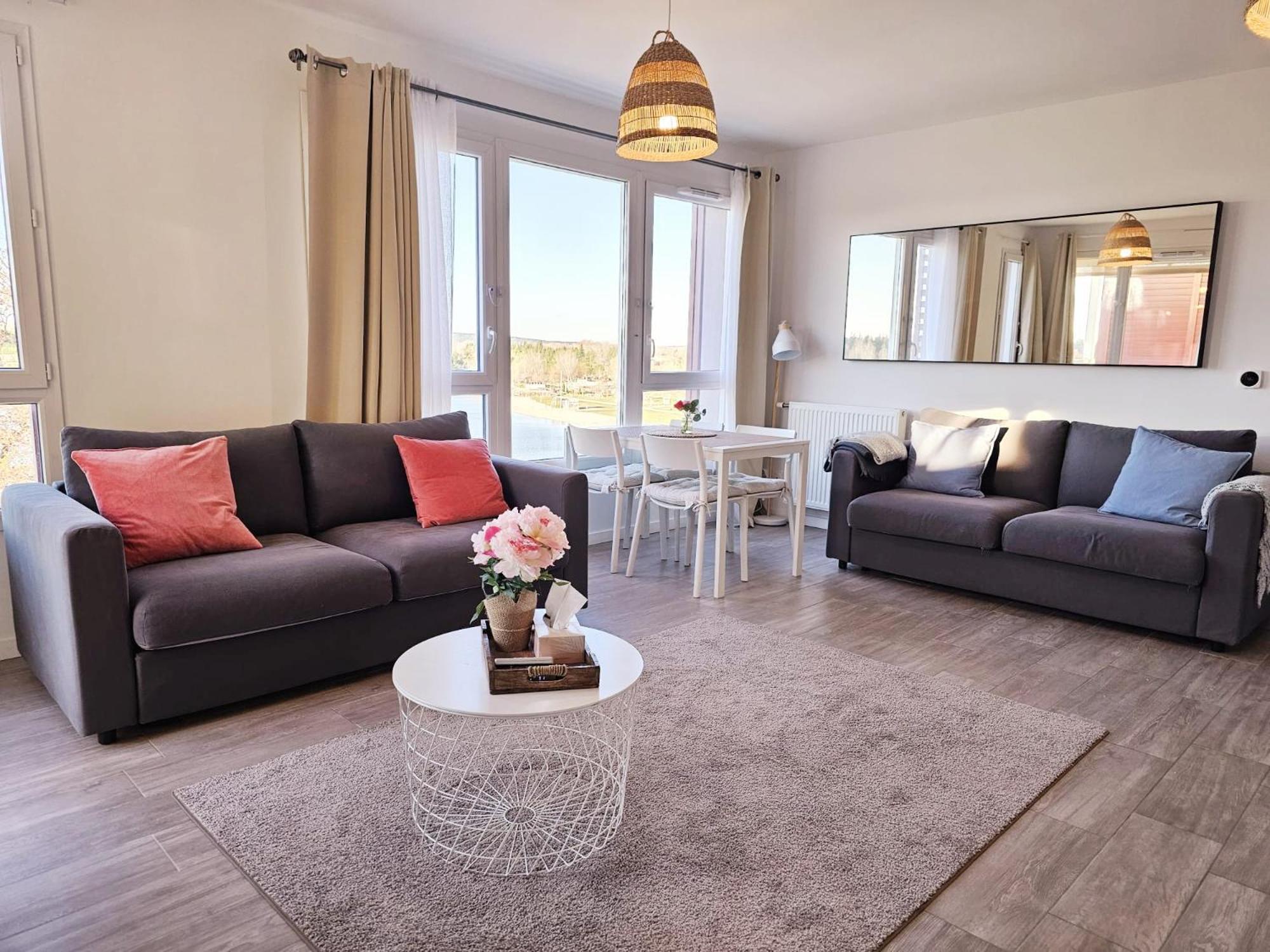 Lakeside Provence - Appartement 4 Etoiles Face Au Lac De Monteux Extérieur photo
